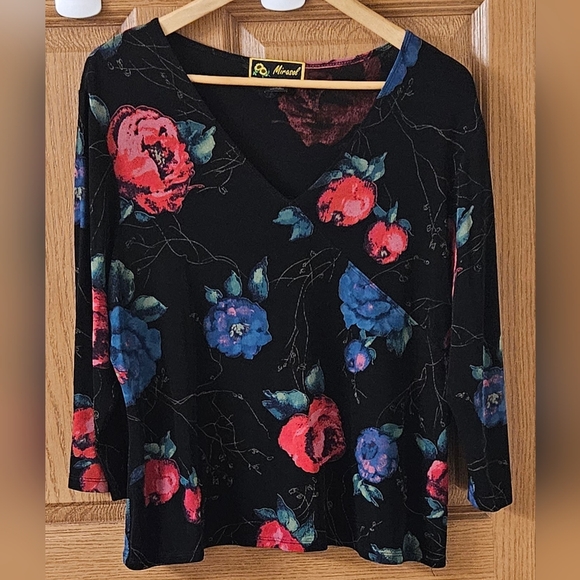 Mirasol Floral Stretch Top • XL • - Picture 1 of 5